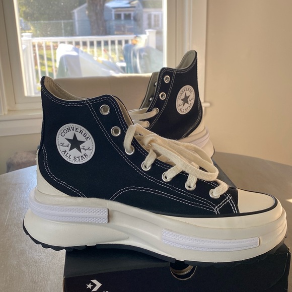 Converse Run Star Legacy Platform High-Top Sneaker - Picture 3 of 9